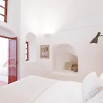 Terracotta Cave House Дом отдыха *