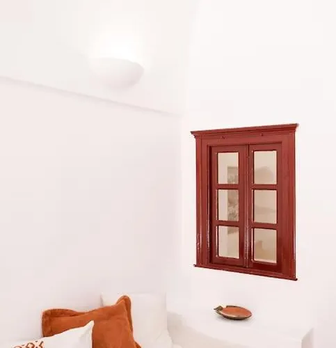 別荘 Terracotta Cave House イア