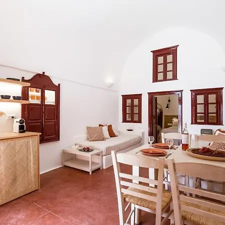 Terracotta Cave House Tatil Evi
