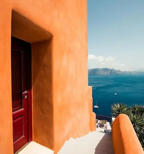 Terracotta Cave House * Oia