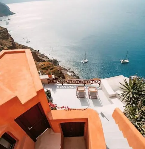 Terracotta Cave House Oia